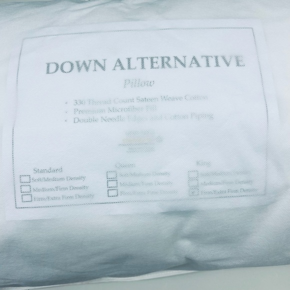 NWOT QUINCE Premium Down Alternative Pillow Firm King 5139 - Picture 8 of 13